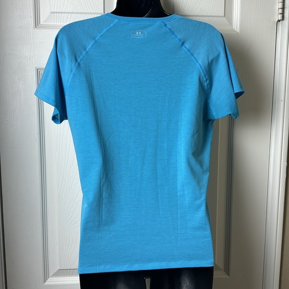 NIKE & UNDER ARMOUR BUNDLE 2 Sport Tops - Size Medium/Large - Picture 4 of 10